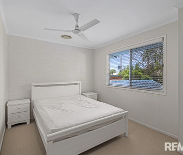 Fully Furnished Double Storey 3 Bedroom Duplex Overlooking the Mool... - Photo 3