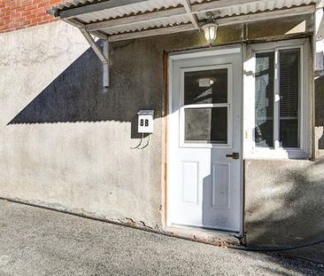 8 Radcliffe Road - Photo 5