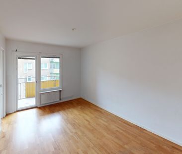 Järntorgsgatan, Eskilstuna - Photo 2