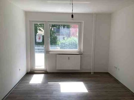 Schöne 2-Zimmer-Wohnung mit Balkon - Foto 4