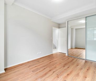 G8/80B Ropes Crossing Boulevard, Ropes Crossing, NSW 2760 - Photo 6