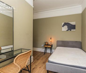 1 bedroom in a house share to rent - Photo 4