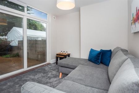 4 bedroom house to rent - Photo 3