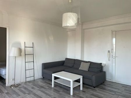 Appartement 2 pièces 44m2 MARSEILLE 8EME 850 euros - Photo 4