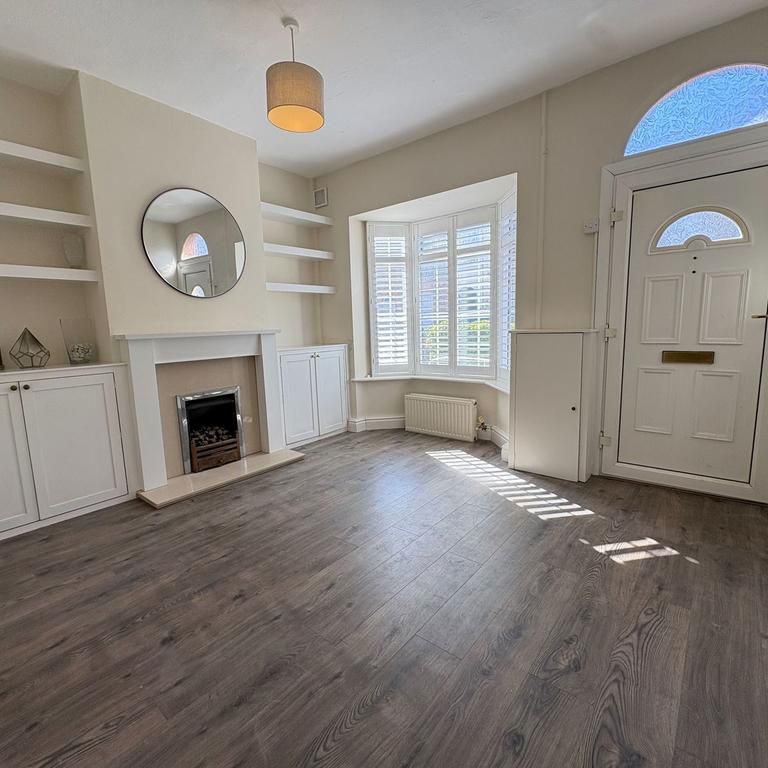 2 bedroom terraced house to rent - Photo 1