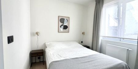 Appartement te huur in Brussel voor € 1.250 met 1 slaapkamer - Photo 4