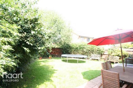 1 bedroom semi-detached house to rent - Photo 3