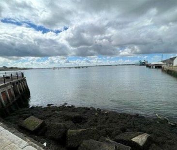 Pacific Close, SO14 - Photo 6