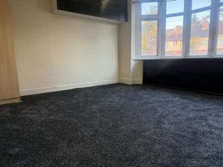 2 bedroom semi-detached house to rent - Photo 3