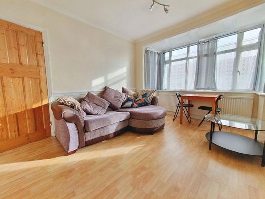 1 bedroom property to rent - Photo 1