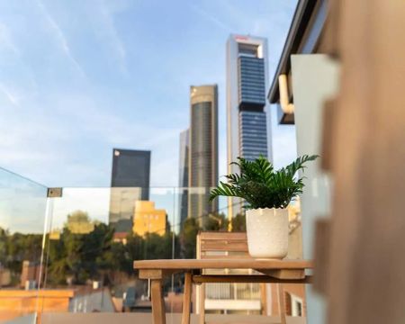 Calle de las Magnolias, Madrid, Community of Madrid 28029 - Photo 3