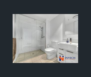 Level 18 Open Living Style One Bedroom Apartment For Rent - Photo 6