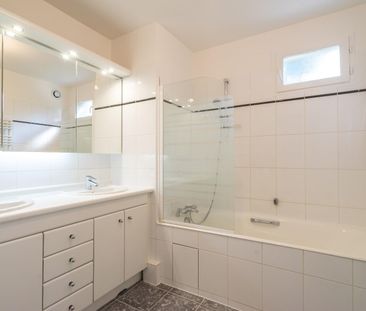 location Appartement T5 DE 108m² À VERSAILLES - Photo 6