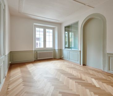 Renovierte Altbauwohnung im Zürcher Niederdorf - Photo 1