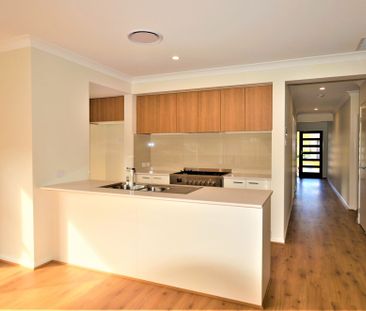 Move into Brand New Home and Enjoy the Rest ! Rent$700pw Upto 10/07... - Photo 1