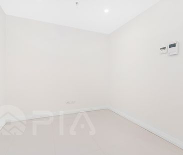 Modern 2 Bedroom Apartment close to amenities For Lease - Photo 6