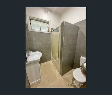 Charming Two Bedroom Home - Photo 3