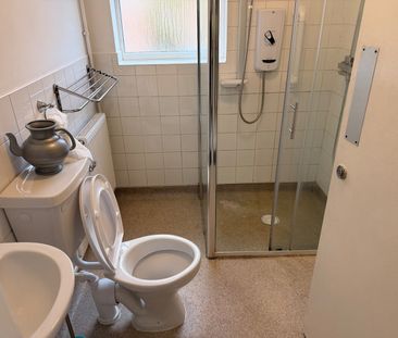 3 Bed Terraced House, Lancaster St, LE5 - Photo 5