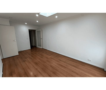 POSITION + PRICE = PERFECT! - Photo 3