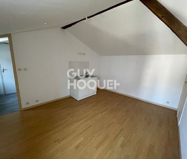 Studio à louer - Photo 1