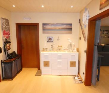 Geräumige 3-Zimmer-Wohnung mit großem Sonnenbalkon im Zweifamilienhaus - Photo 1