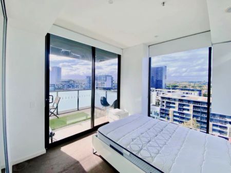 3 George Julius Ave(00622), Sydney - Photo 2