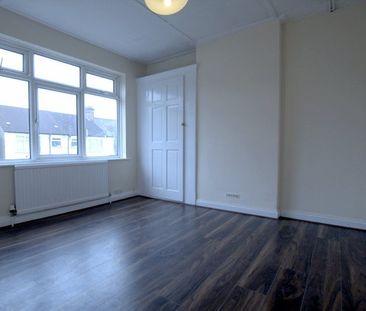 4 Bed Semi-Detached House, Foxley Road, CR7 - Photo 4
