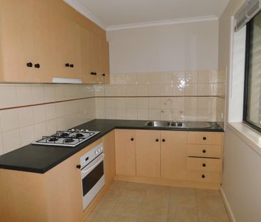 5/1 Collins Street, Essendon - Photo 2