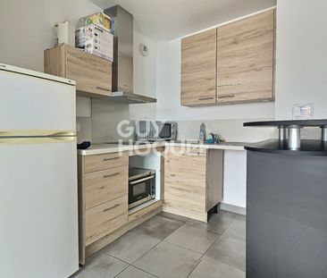MAISONS ALFORT-2P AVEC PARKING ET BALCON - Photo 3