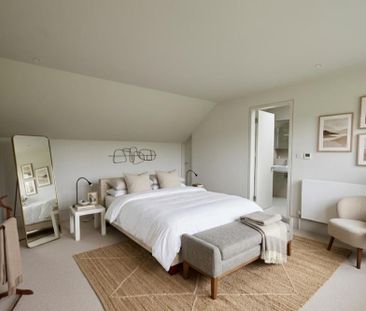 4 bedroom detached house to rent - Photo 3