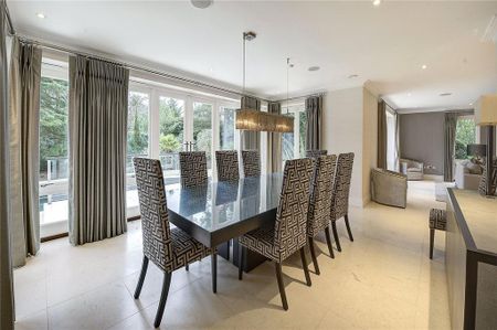 6 bedroom detached house to rent - Photo 4