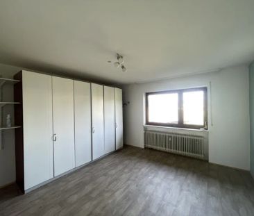 Helle 3-Zimmer-Wohnung mit Balkon und Garage - Foto 2