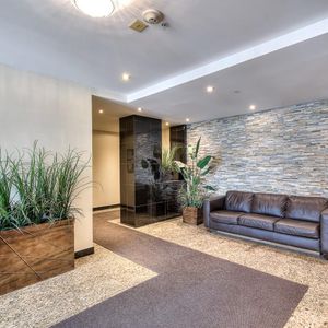 Appartement Montréal (Ahuntsic-Cartierville) À Louer - Photo 3