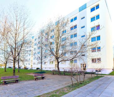 Mehr Raum fürs Leben – charmante 3-Zimmer-Wohnung in Chemnitz + 750... - Foto 6