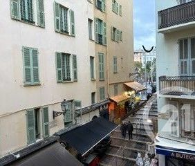 Location Appartement 4 pièces 88m² NICE 06300 - Photo 4