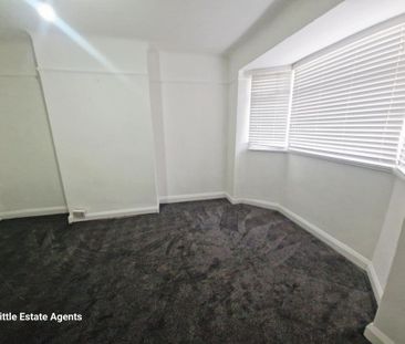 2 bedroom end of terrace house to rent - Photo 4