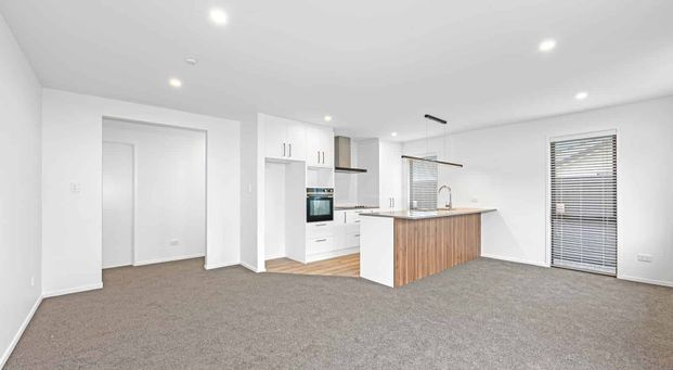 Fresh Three Bedroom In Rolleston! - Photo 1