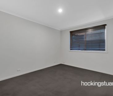 344 Findon Road, - Photo 2