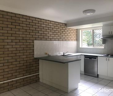 Two-Storey Family home - Photo 6