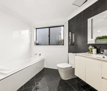 A Timeless Family Retreat - Photo 2