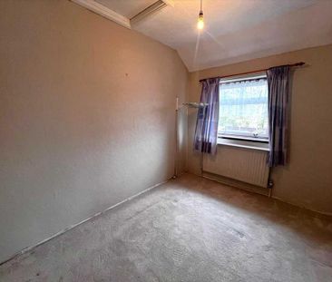 3 bedroom end of terrace house to rent - Photo 3