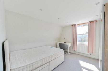 4 bedroom maisonette to rent - Photo 5