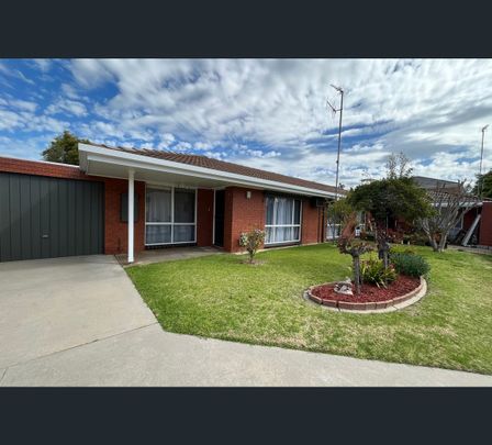 398B Wyndham Street, Shepparton, Vic 3630 - Photo 1