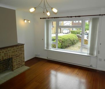 3 bedroom semi-detached house to rent - Photo 1