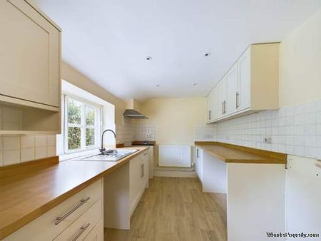 3 bedroom property to rent in Watlington - Photo 2