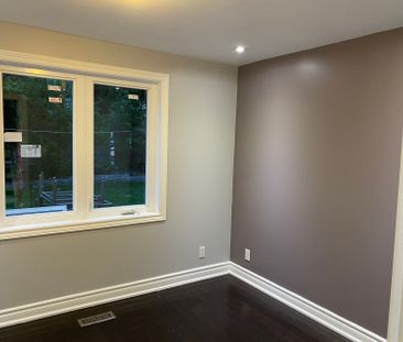 For Lease - 26 Wilmington Avenue, Toronto, Ontario - Photo 2