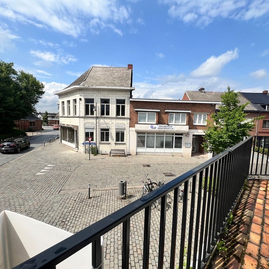 Appartement - Te huur - Photo 1