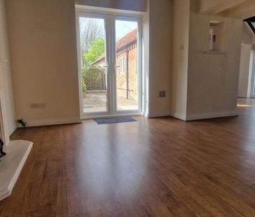 2 bedroom bungalow to rent - Photo 4