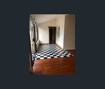 Charming Sandstone-Fronted 3-Bedroom Bungalow in Beautiful Clarence... - Photo 3