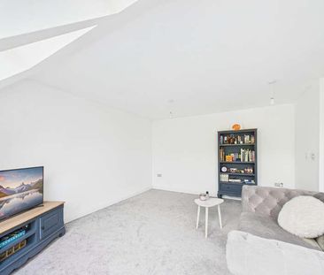 Goodearl Place, Princes Risborough, Buckinghamshire, HP27 - Photo 3